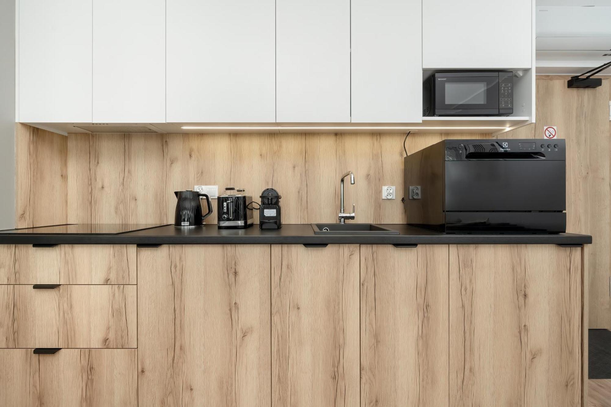 Apartamenty Zwycieska Z Klimatyzacja, Free Garage Wroclaw By Noclegi Renters Екстериор снимка