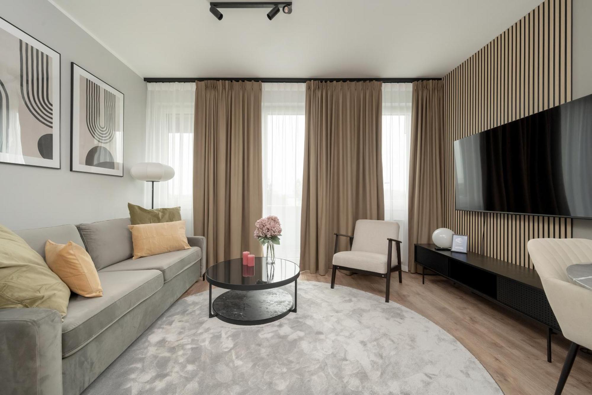 Apartamenty Zwycieska Z Klimatyzacja, Free Garage Wroclaw By Noclegi Renters Екстериор снимка