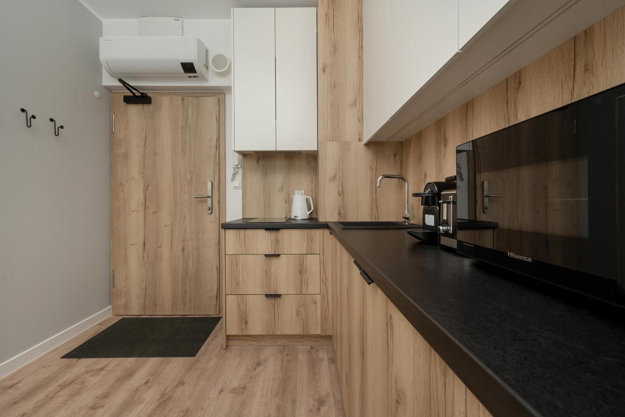 Apartamenty Zwycieska Z Klimatyzacja, Free Garage Wroclaw By Noclegi Renters Екстериор снимка