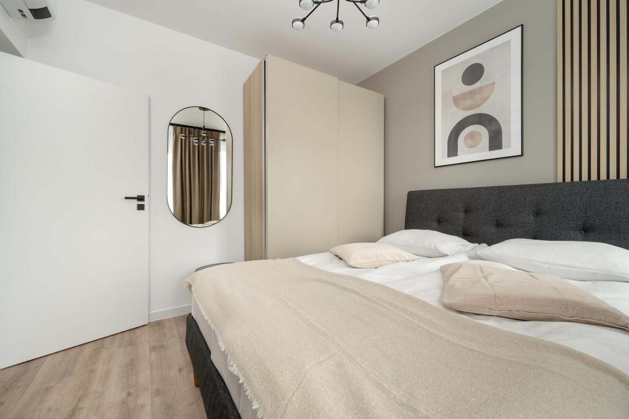 Apartamenty Zwycieska Z Klimatyzacja, Free Garage Wroclaw By Noclegi Renters Екстериор снимка