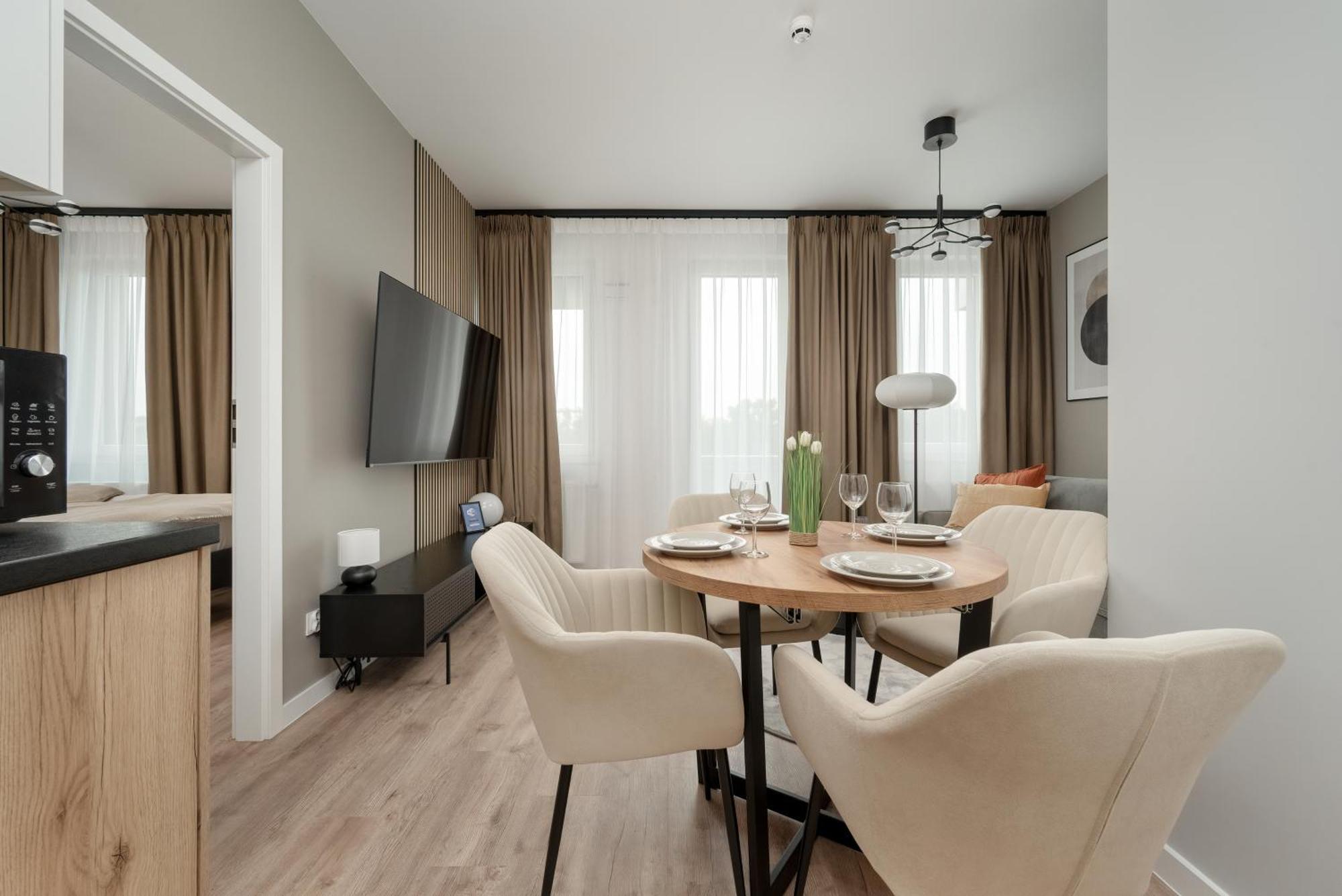 Apartamenty Zwycieska Z Klimatyzacja, Free Garage Wroclaw By Noclegi Renters Екстериор снимка